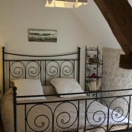 Landreville, 4 Pièces, 6 Personnes - Fr-1-543-146 Hébergement de vacances Landreville